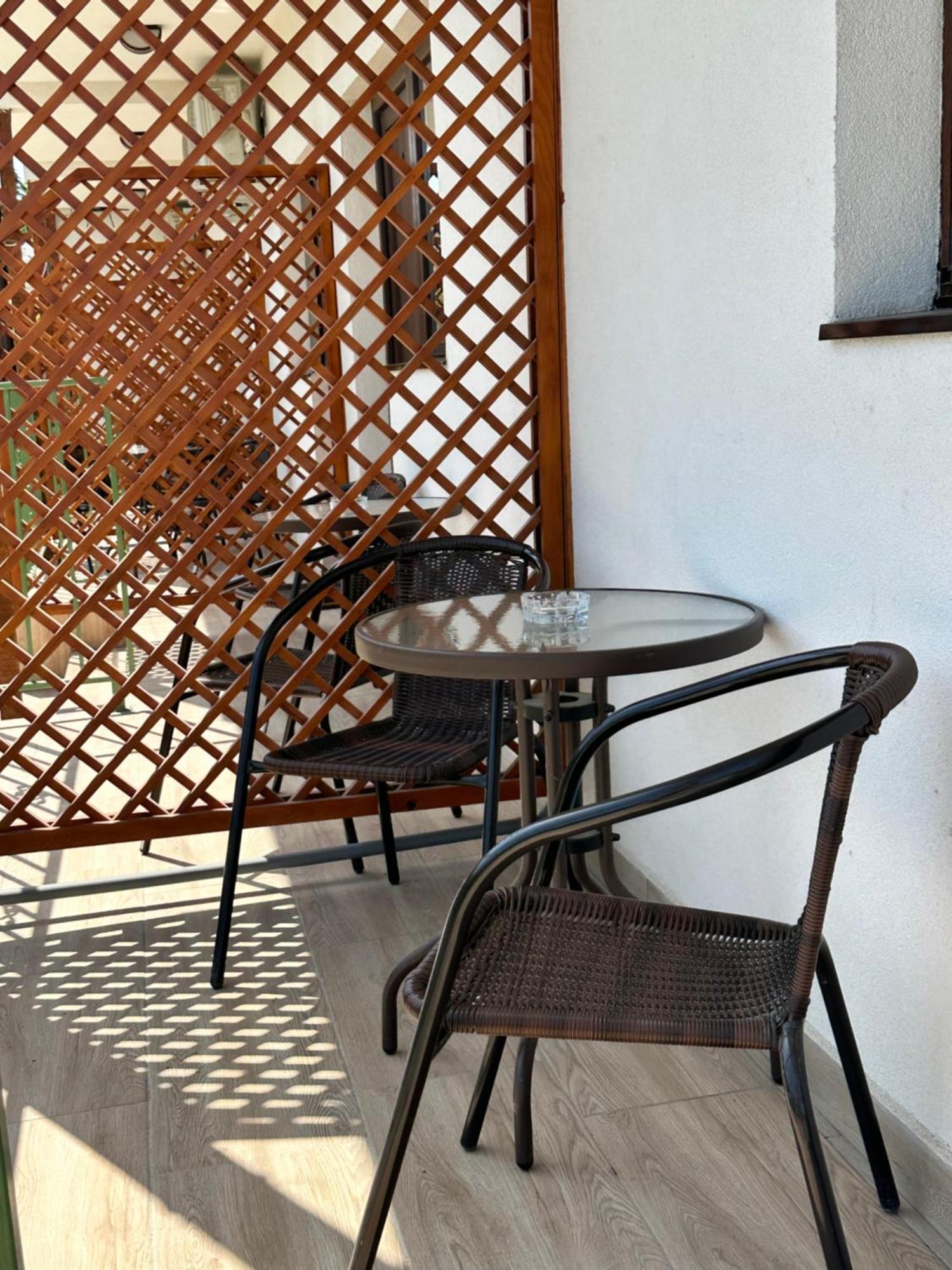 Vila Bloom Vama Veche Buitenkant foto